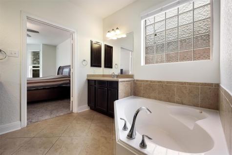 1648 Sun Ledge Way New Braunfels TX 78130
