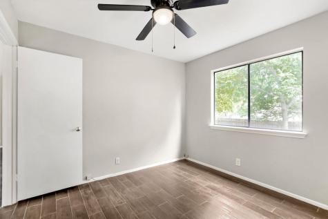 13113 Billiem Drive Austin TX 78727