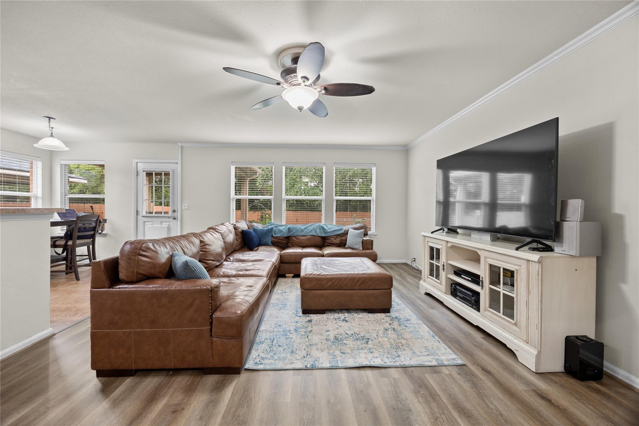 429 Moorhen Cove Leander TX 78641