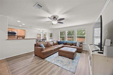 429 Moorhen Cove Leander TX 78641
