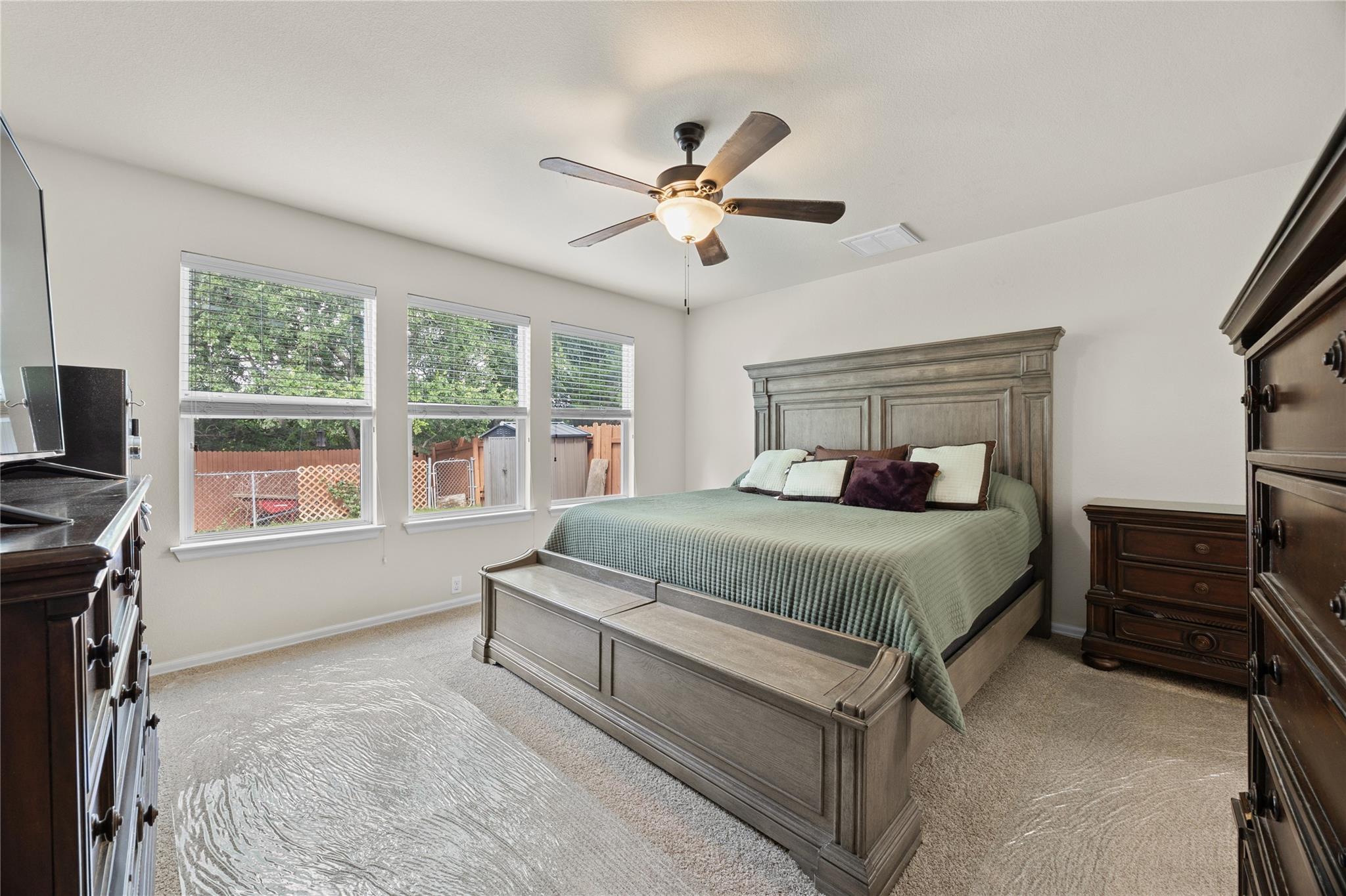 429 Moorhen Cove Leander TX 78641