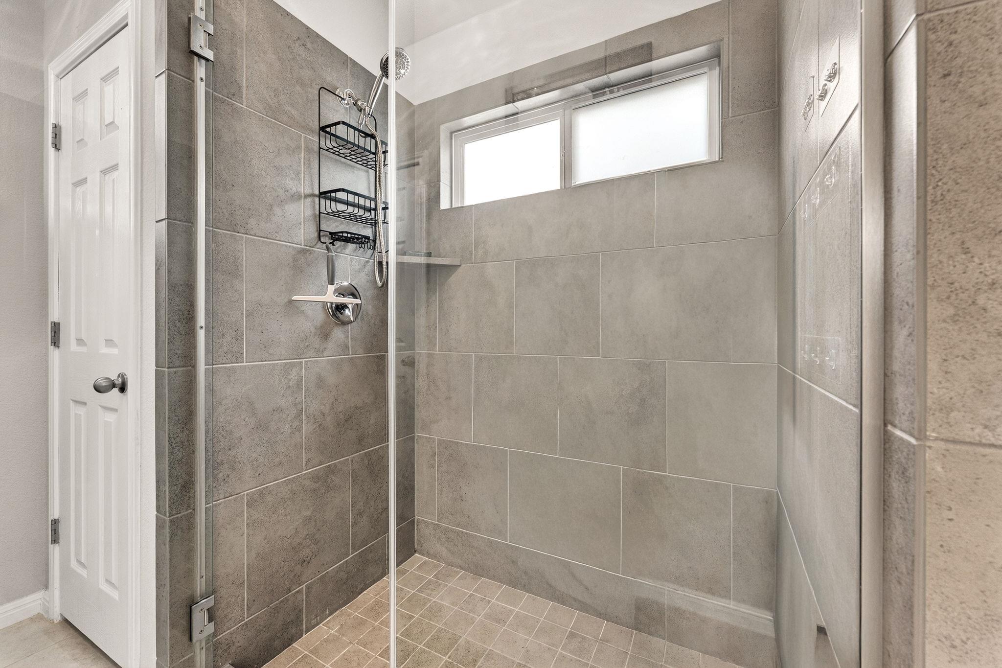 1318 Jenkins Bend Austin TX 78748