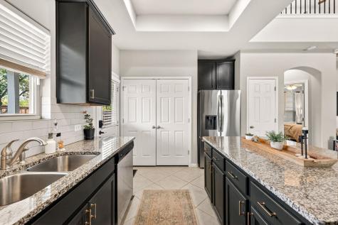 1318 Jenkins Bend Austin TX 78748