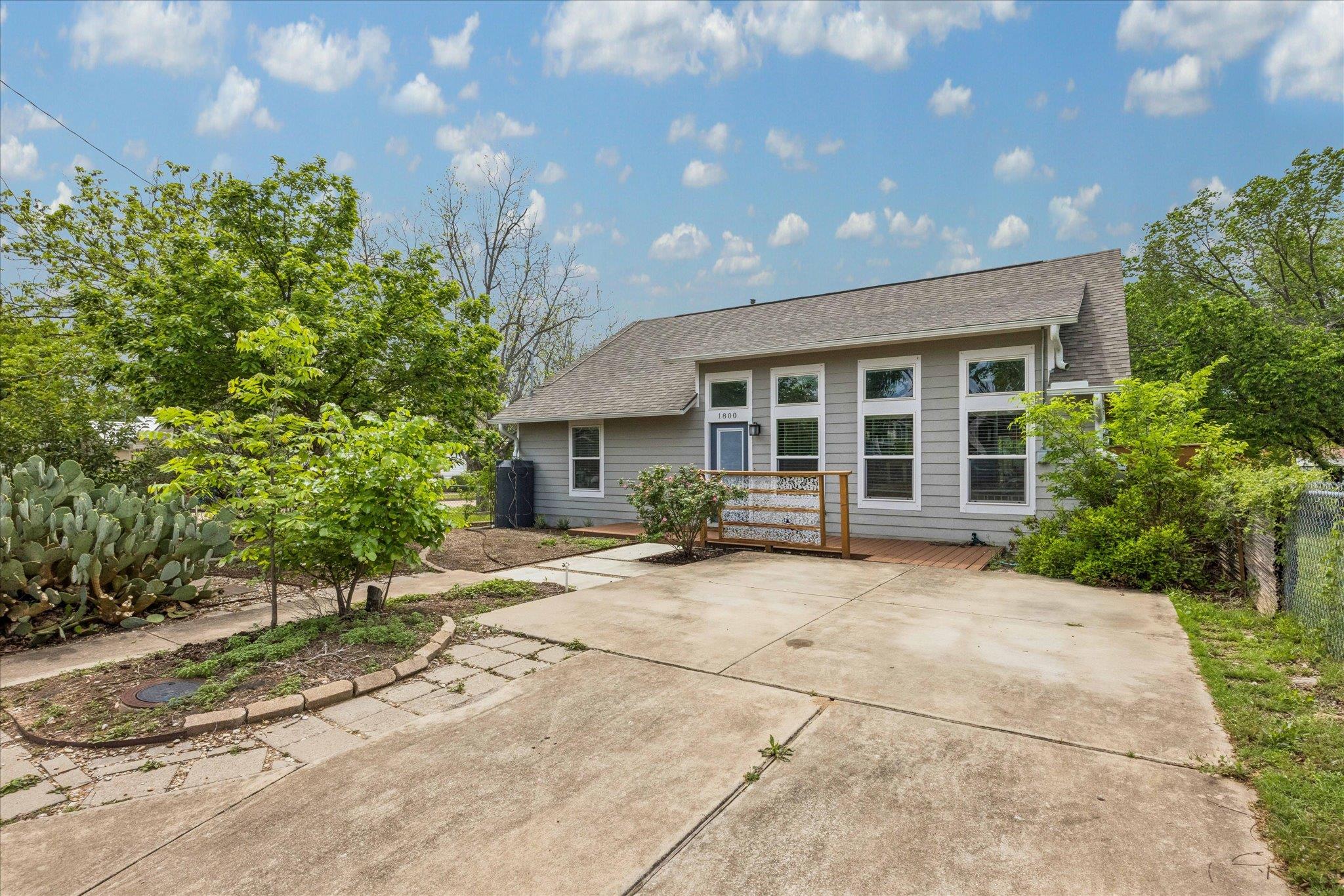 1800 Deloney Street Austin TX 78721