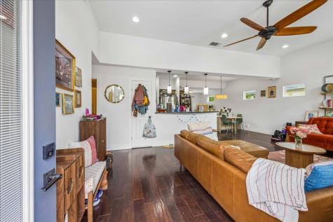 1800 Deloney Street Austin TX 78721