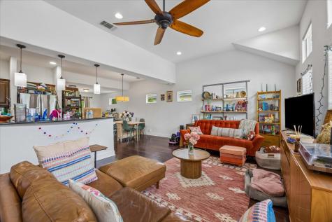 1800 Deloney Street Austin TX 78721