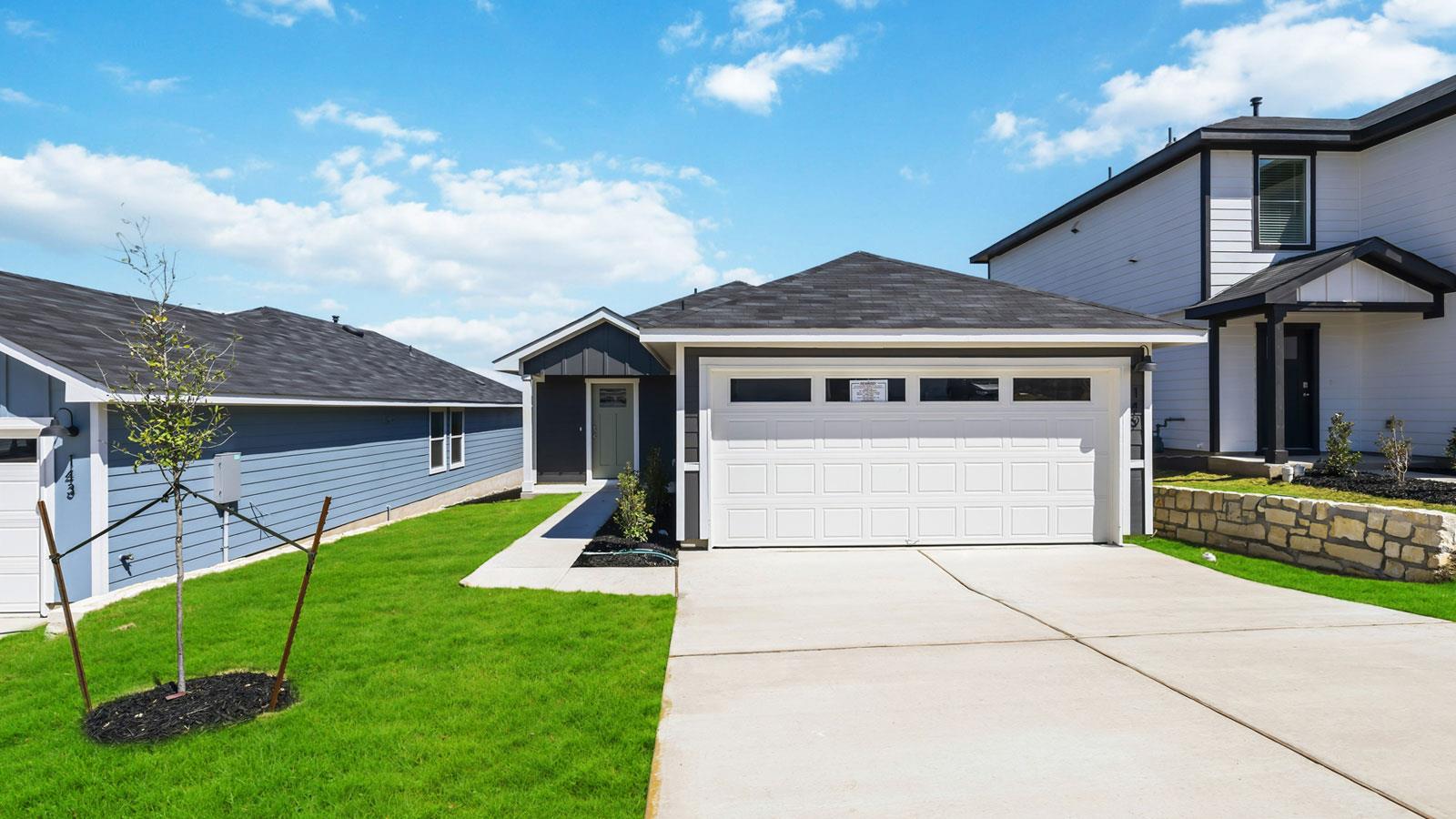 149 Schuenemann Way Uhland TX 78640