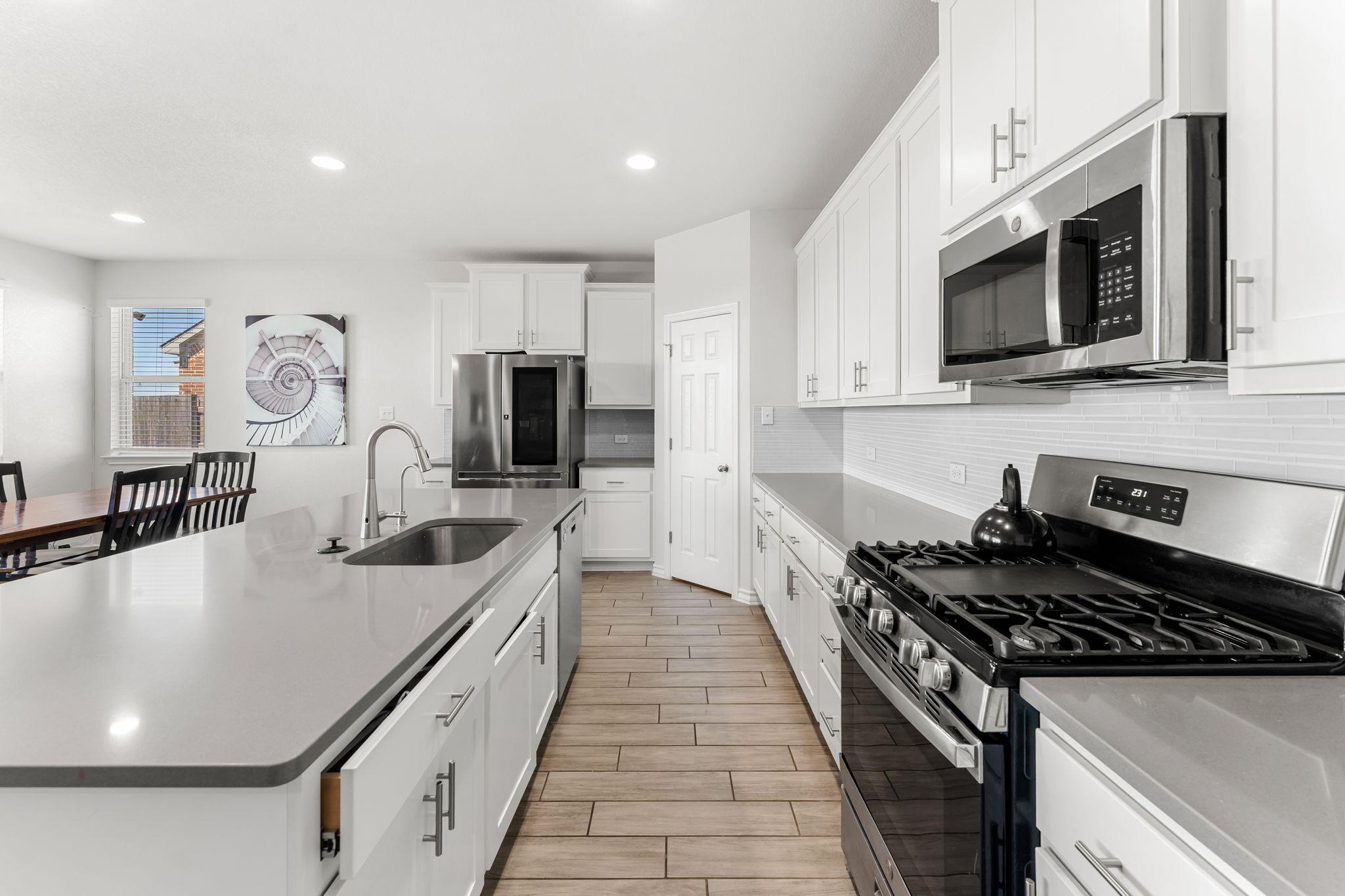 974 Pepperbark Loop Buda TX 78610