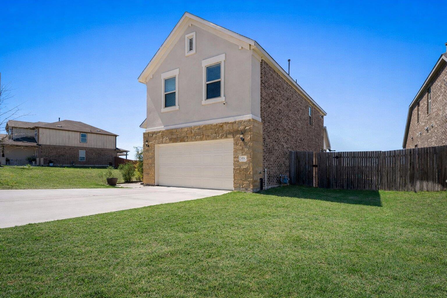 974 Pepperbark Loop Buda TX 78610