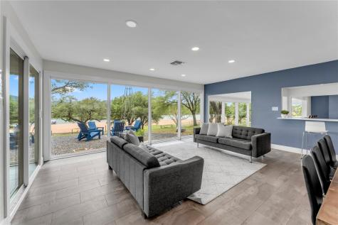 4310 River Oaks Drive Kingsland TX 78639