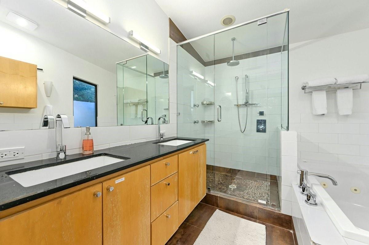 1402 Alta Vista Avenue Austin TX 78704