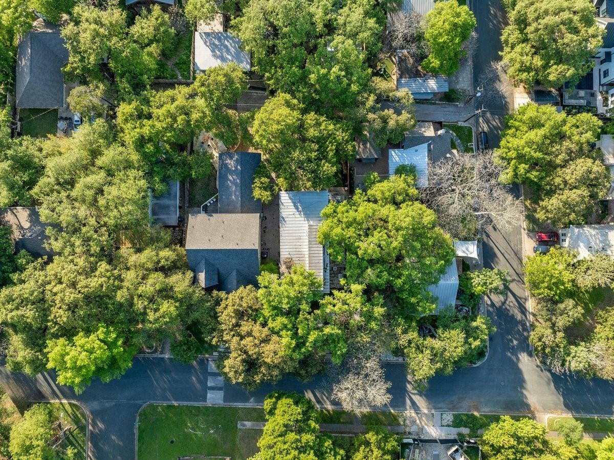 1402 Alta Vista Avenue Austin TX 78704