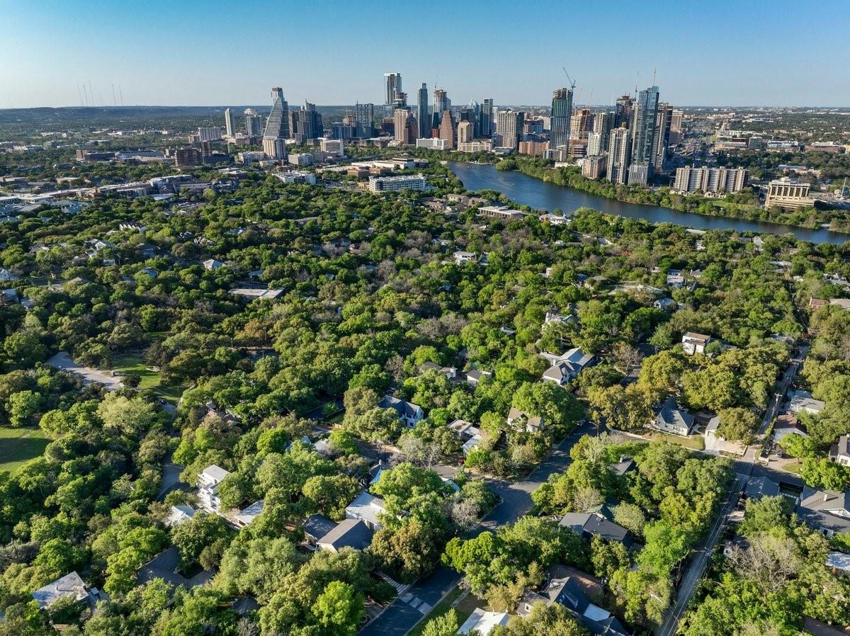 1402 Alta Vista Avenue Austin TX 78704