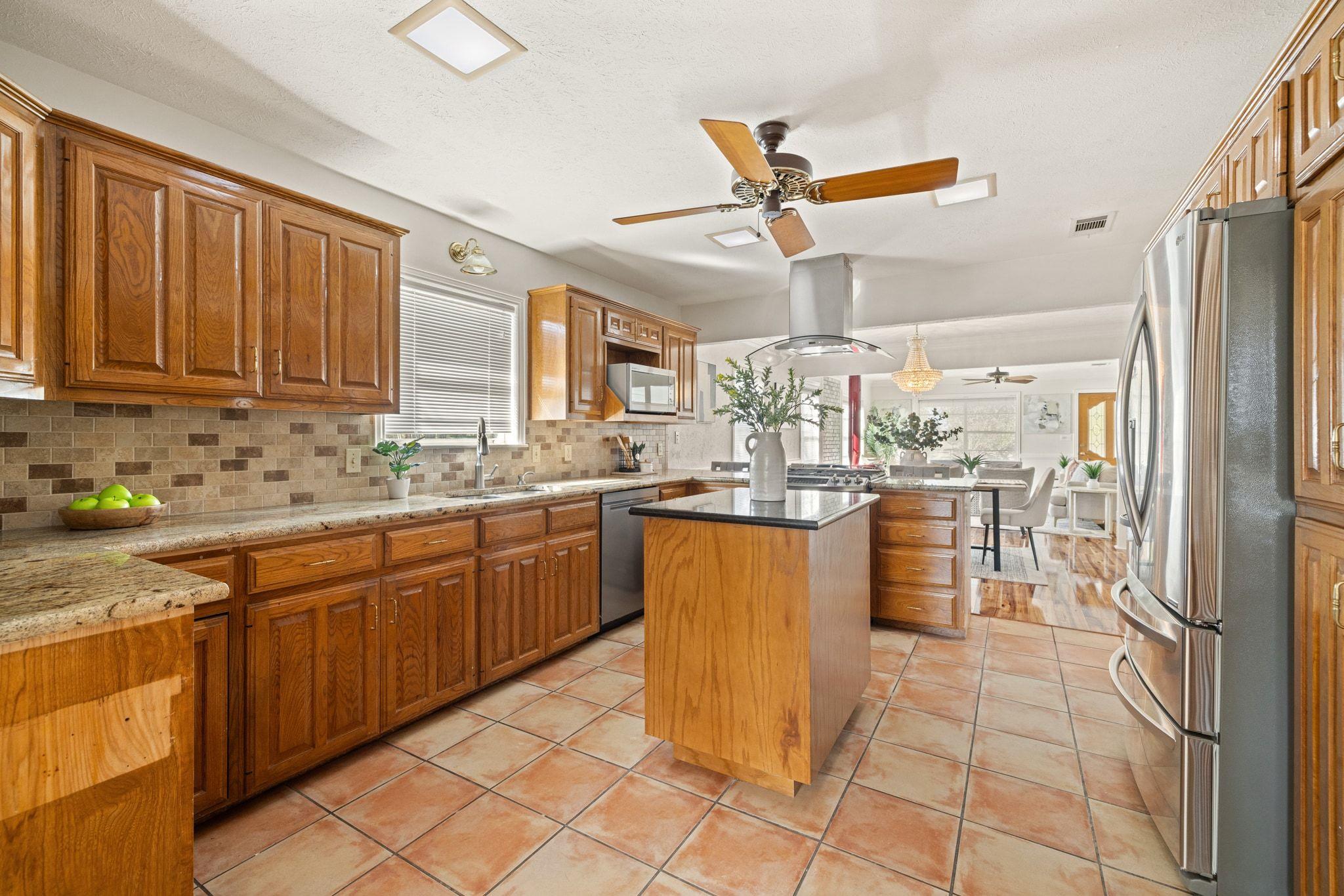 2450 County Road 124 Georgetown TX 78626