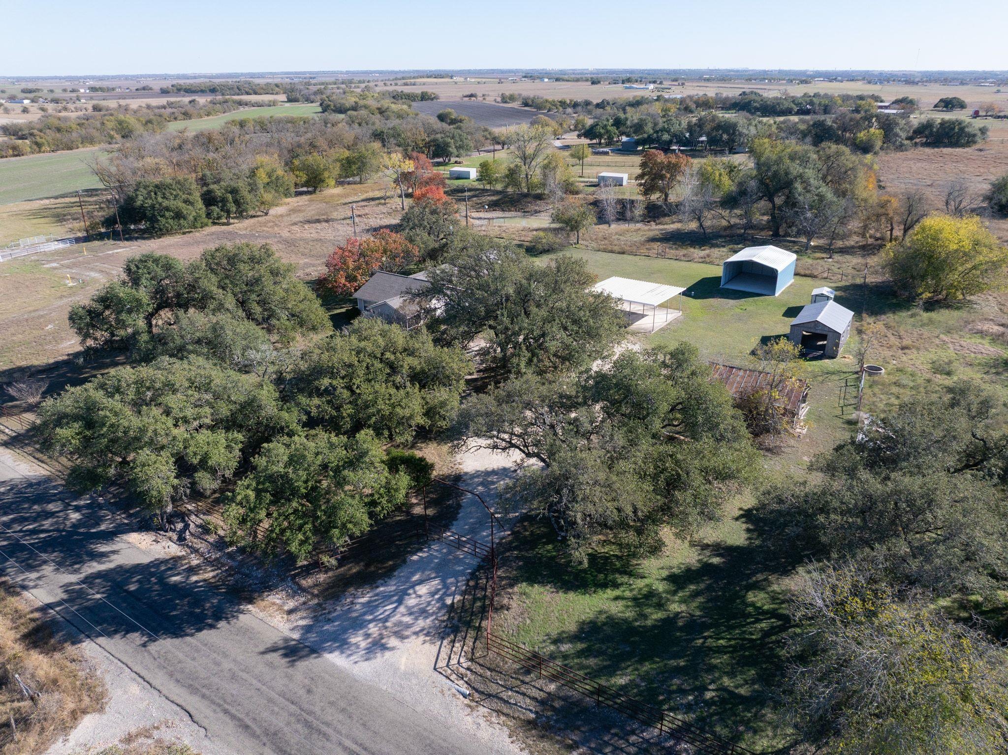 2450 County Road 124 Georgetown TX 78626