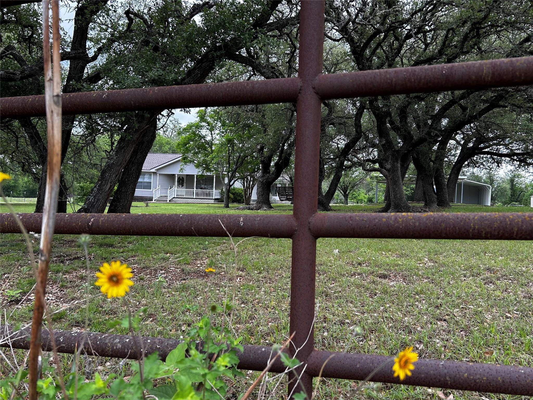 2450 County Road 124 Georgetown TX 78626