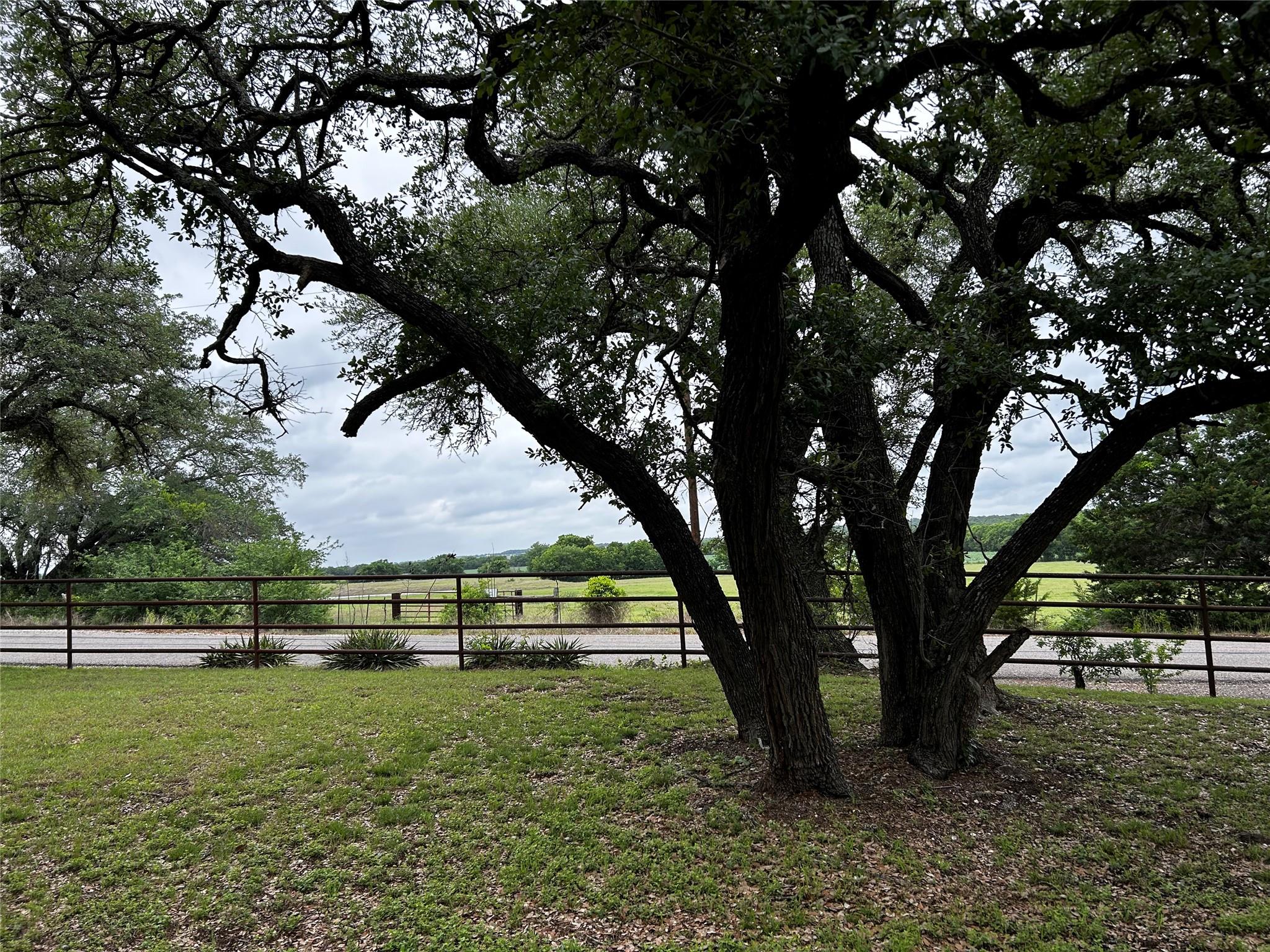 2450 County Road 124 Georgetown TX 78626