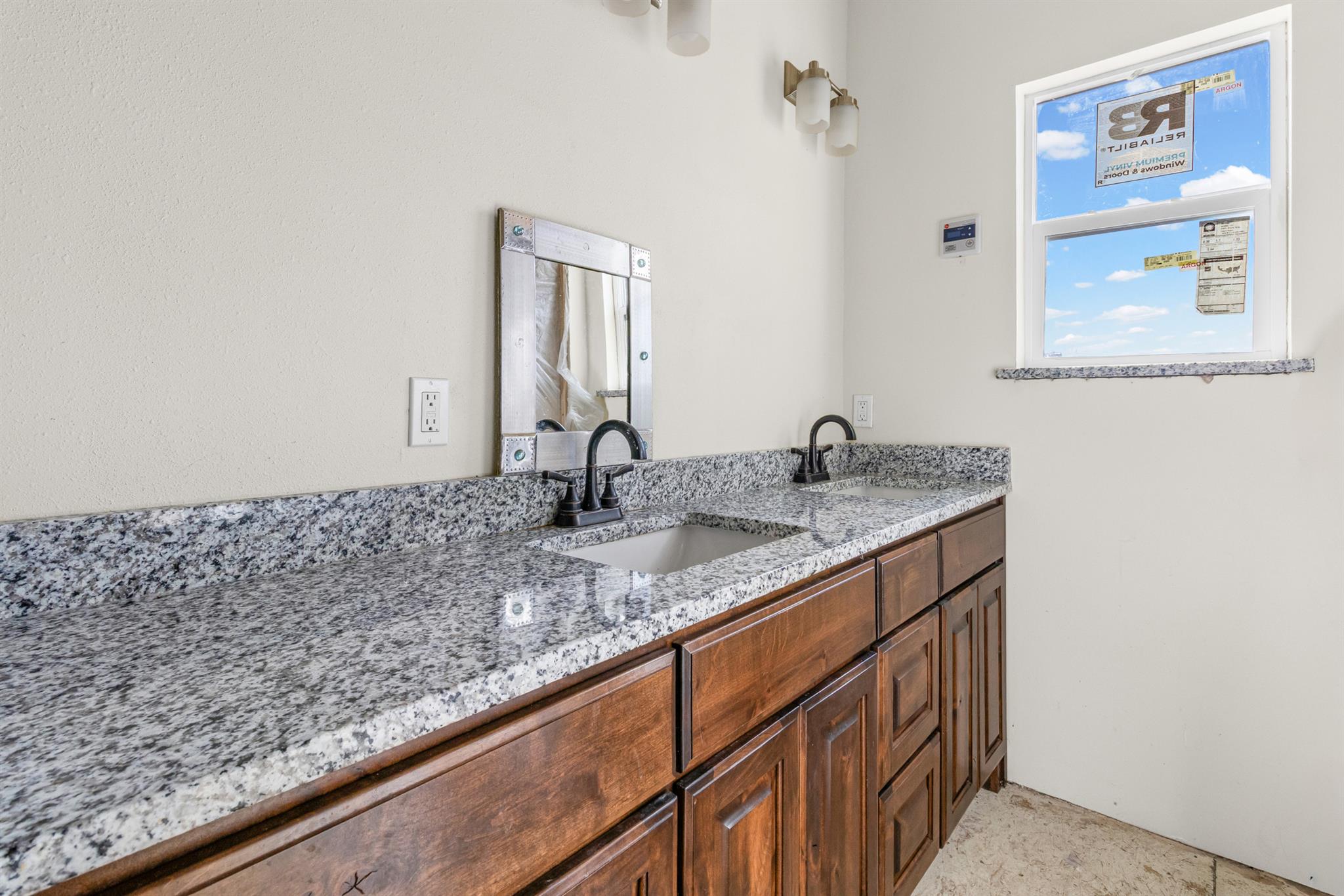 222 Pope Bend N Cedar Creek TX 78612