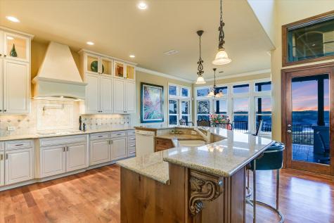 633 Wesley Ridge Drive Spicewood TX 78669