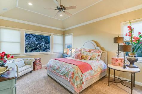 633 Wesley Ridge Drive Spicewood TX 78669