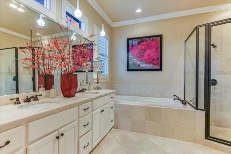 633 Wesley Ridge Drive Spicewood TX 78669