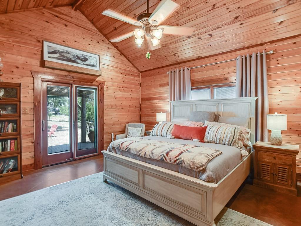 254 Middleton Road Spicewood TX 78669