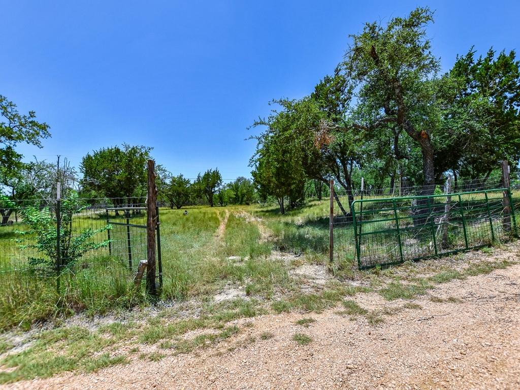 254 Middleton Road Spicewood TX 78669