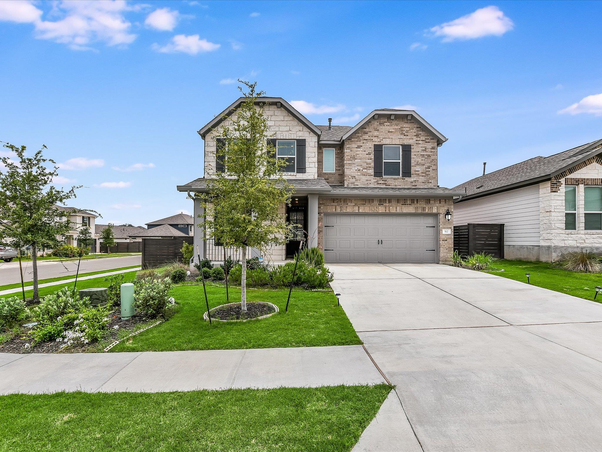 512 Voyage Trace Leander TX 78641
