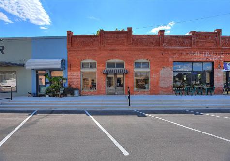 110 NE 2nd Street Smithville TX 78957