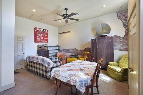 110 NE 2nd Street Smithville TX 78957