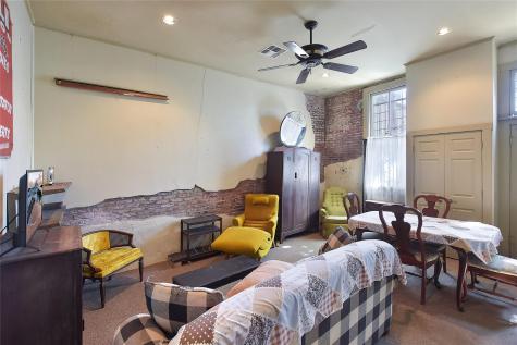 110 NE 2nd Street Smithville TX 78957