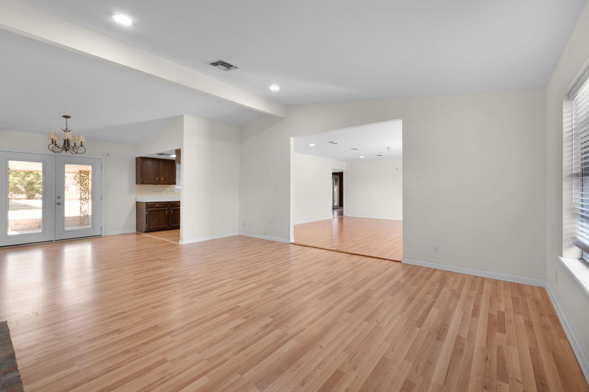 2025 Forest Trail Kingsland TX 78639
