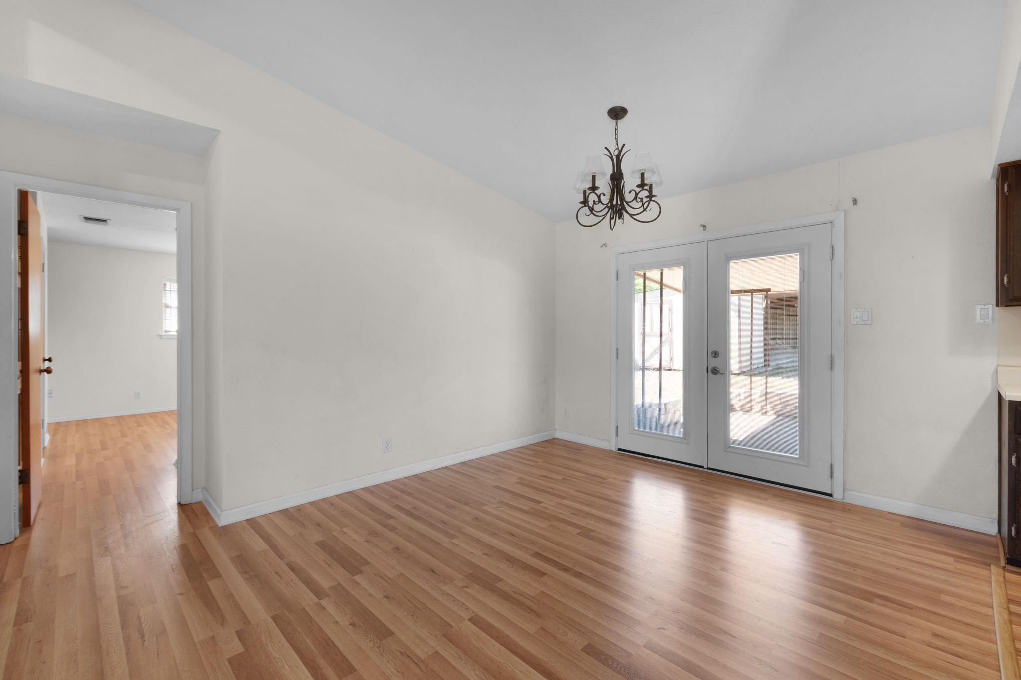 2025 Forest Trail Kingsland TX 78639