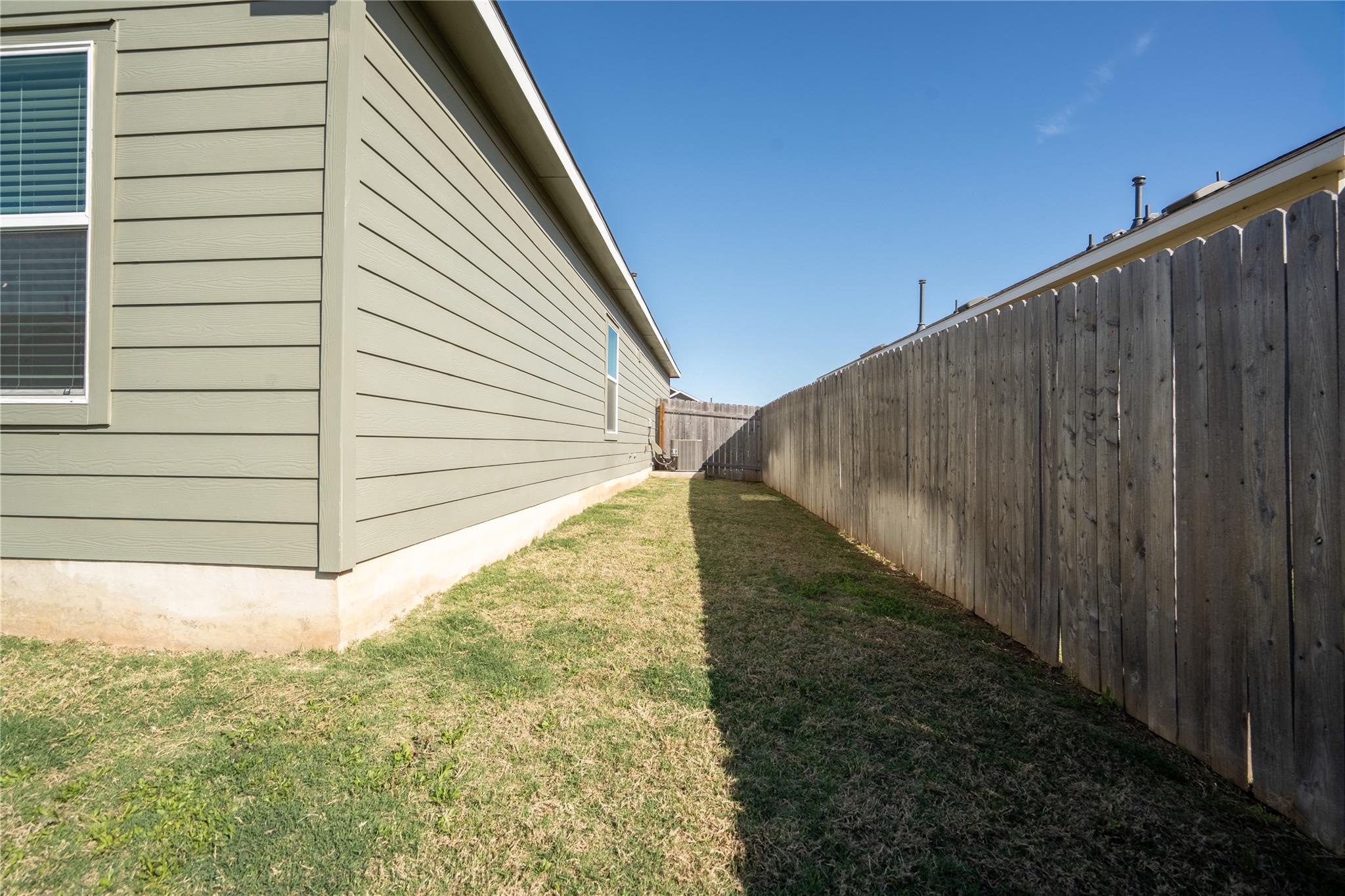 13400 Banquete Street Elgin TX 78621