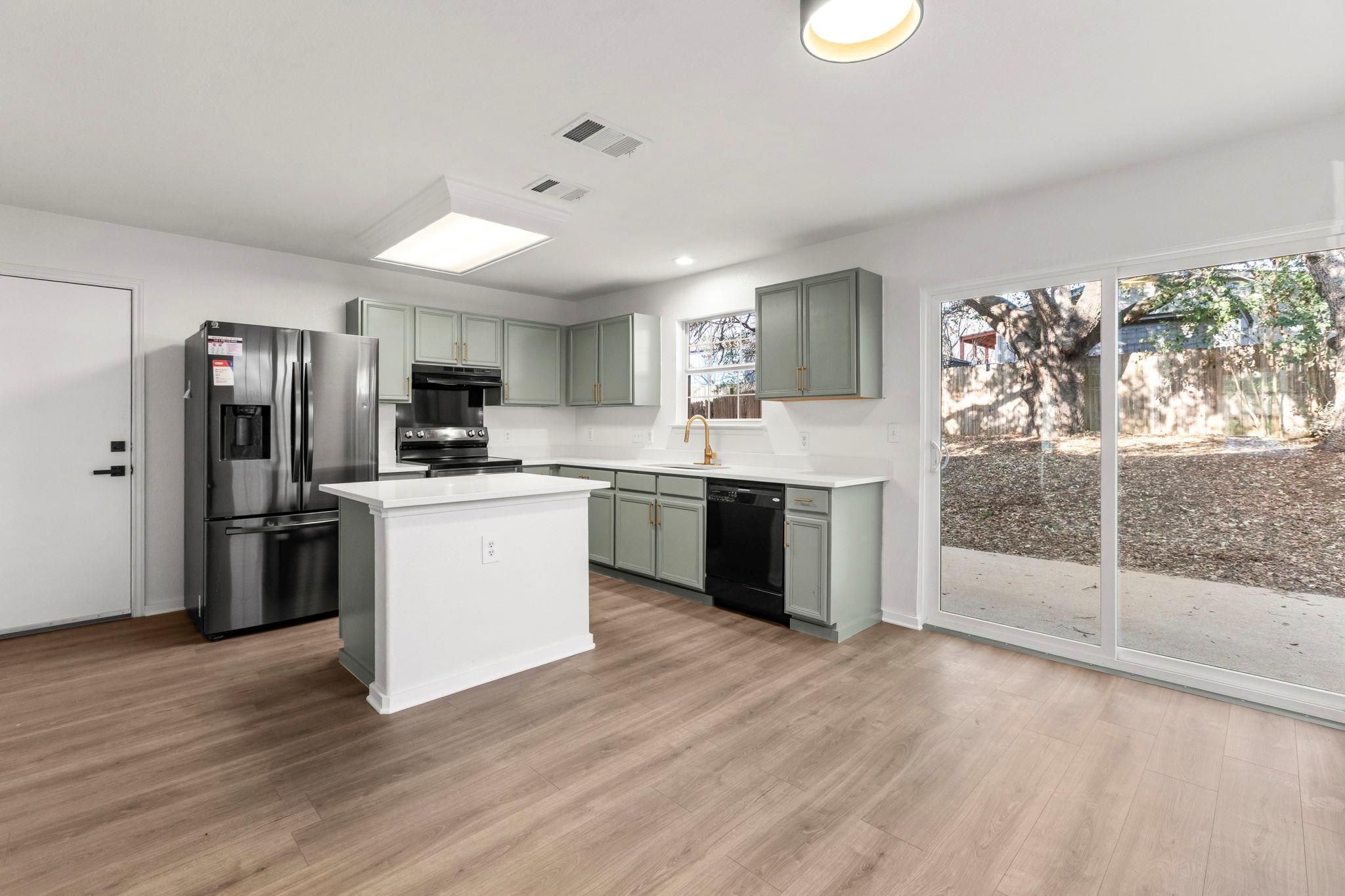 2110 Nogales Trail Austin TX 78744
