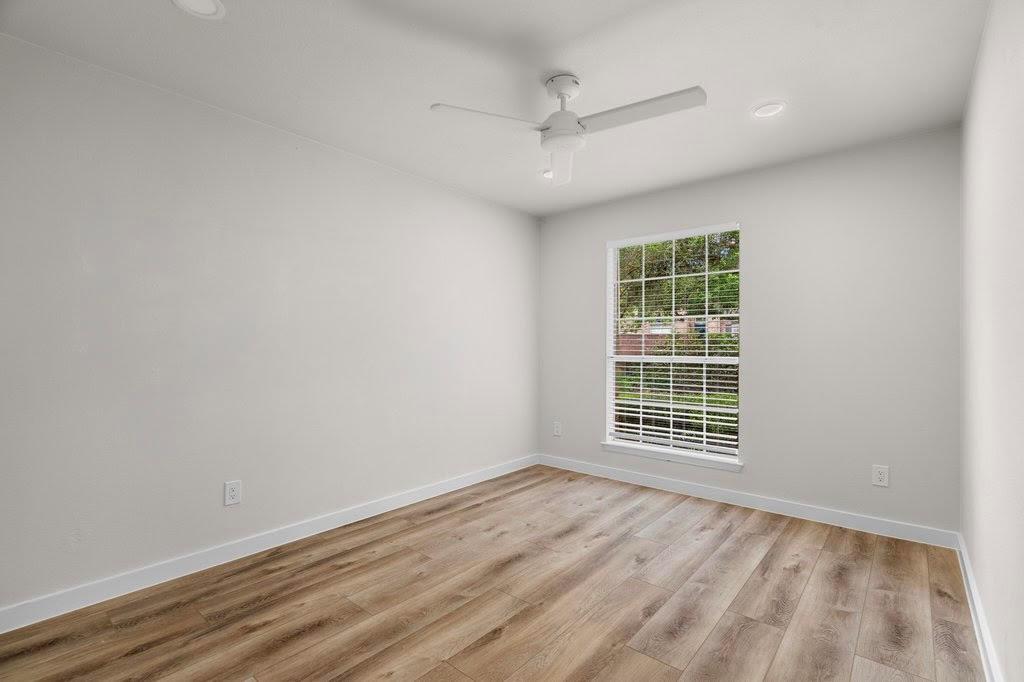 6437 Old Harbor Lane Austin TX 78739