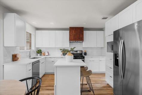 6437 Old Harbor Lane Austin TX 78739