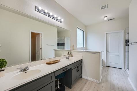 2004 S Ash Cove W Hutto TX 78634