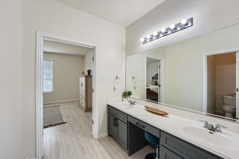2004 S Ash Cove W Hutto TX 78634