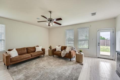 2004 S Ash Cove W Hutto TX 78634