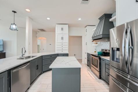 2004 S Ash Cove W Hutto TX 78634