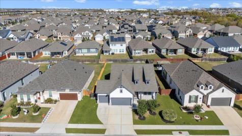 908 Knowles Drive Hutto TX 78634