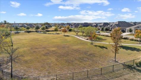 908 Knowles Drive Hutto TX 78634