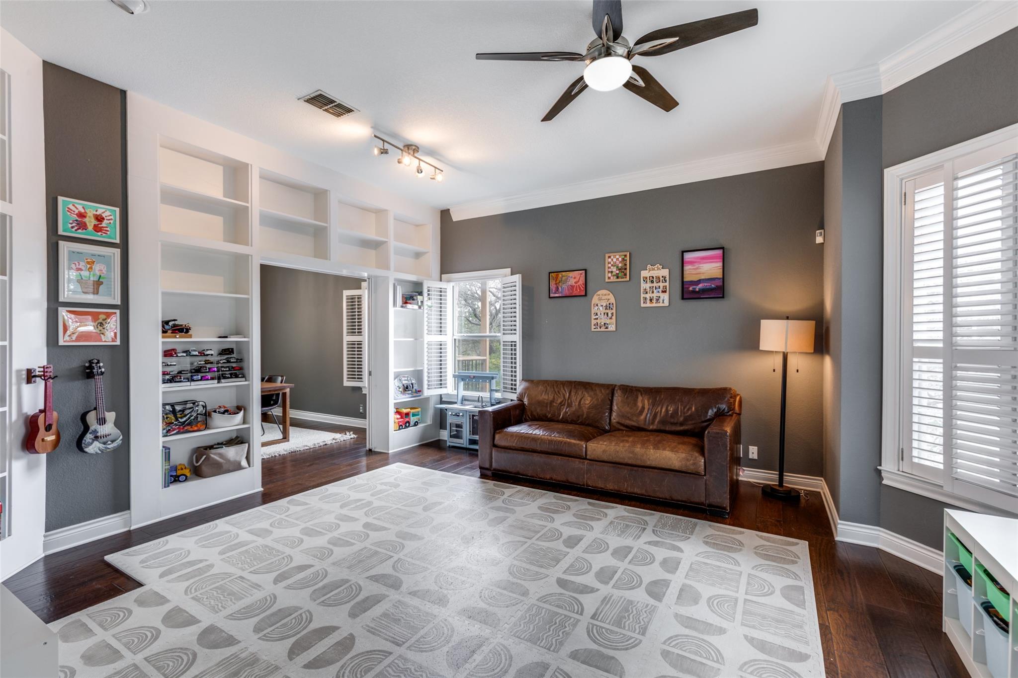 6204 Greyfeather Drive Austin TX 78759