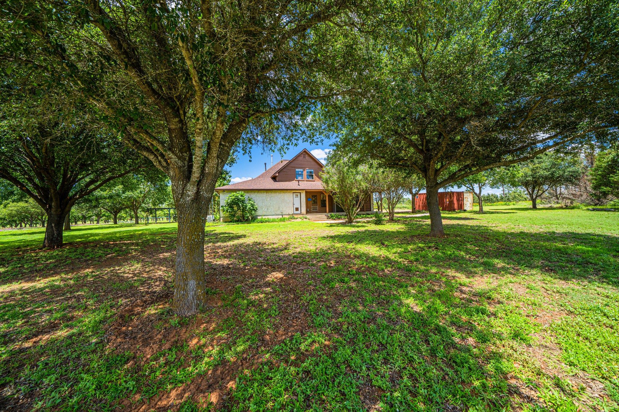 283 Hallford Fredericksburg TX 78624