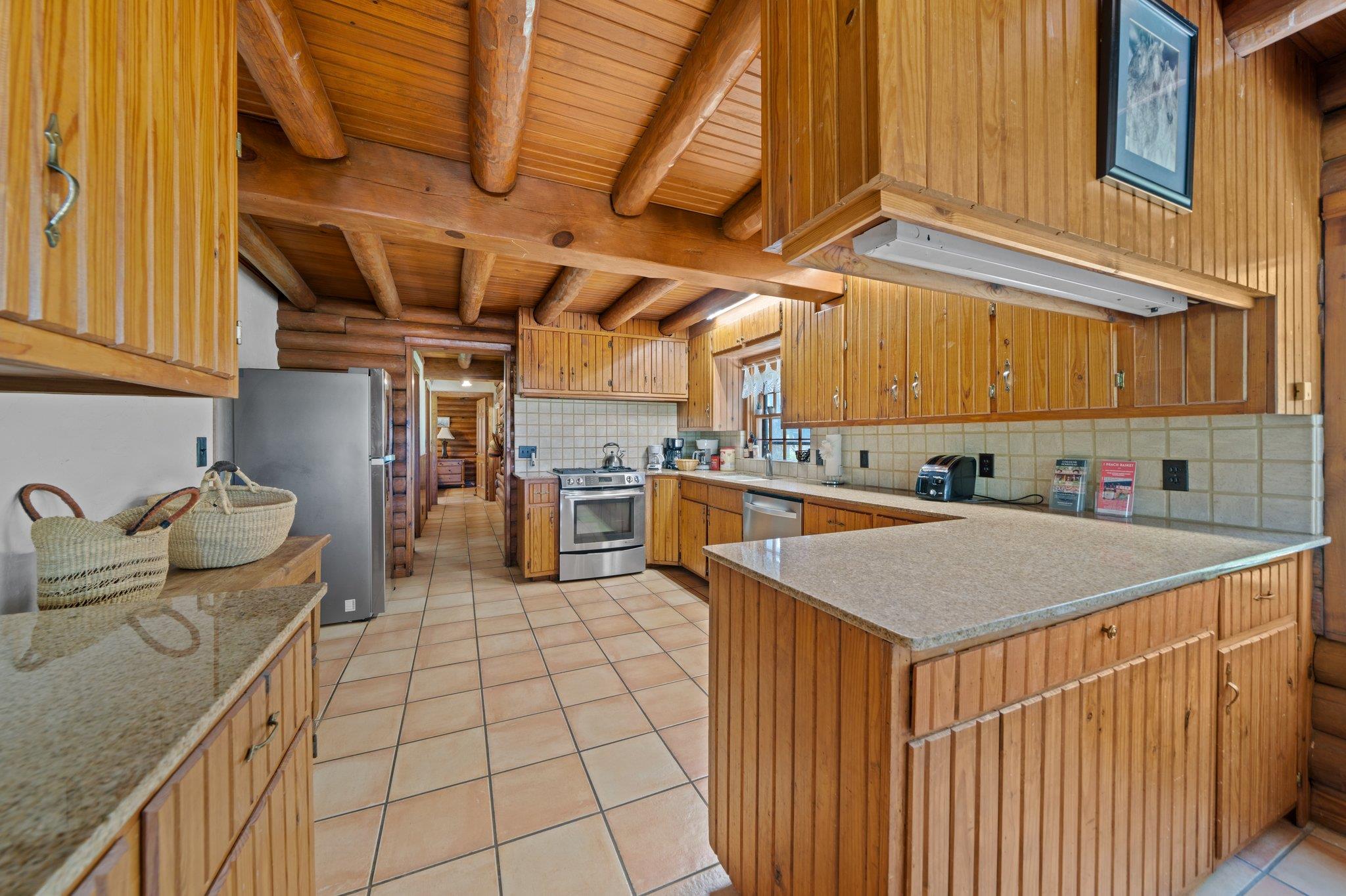 283 Hallford Fredericksburg TX 78624