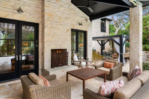 698 Windsong Trail West Lake Hills TX 78746