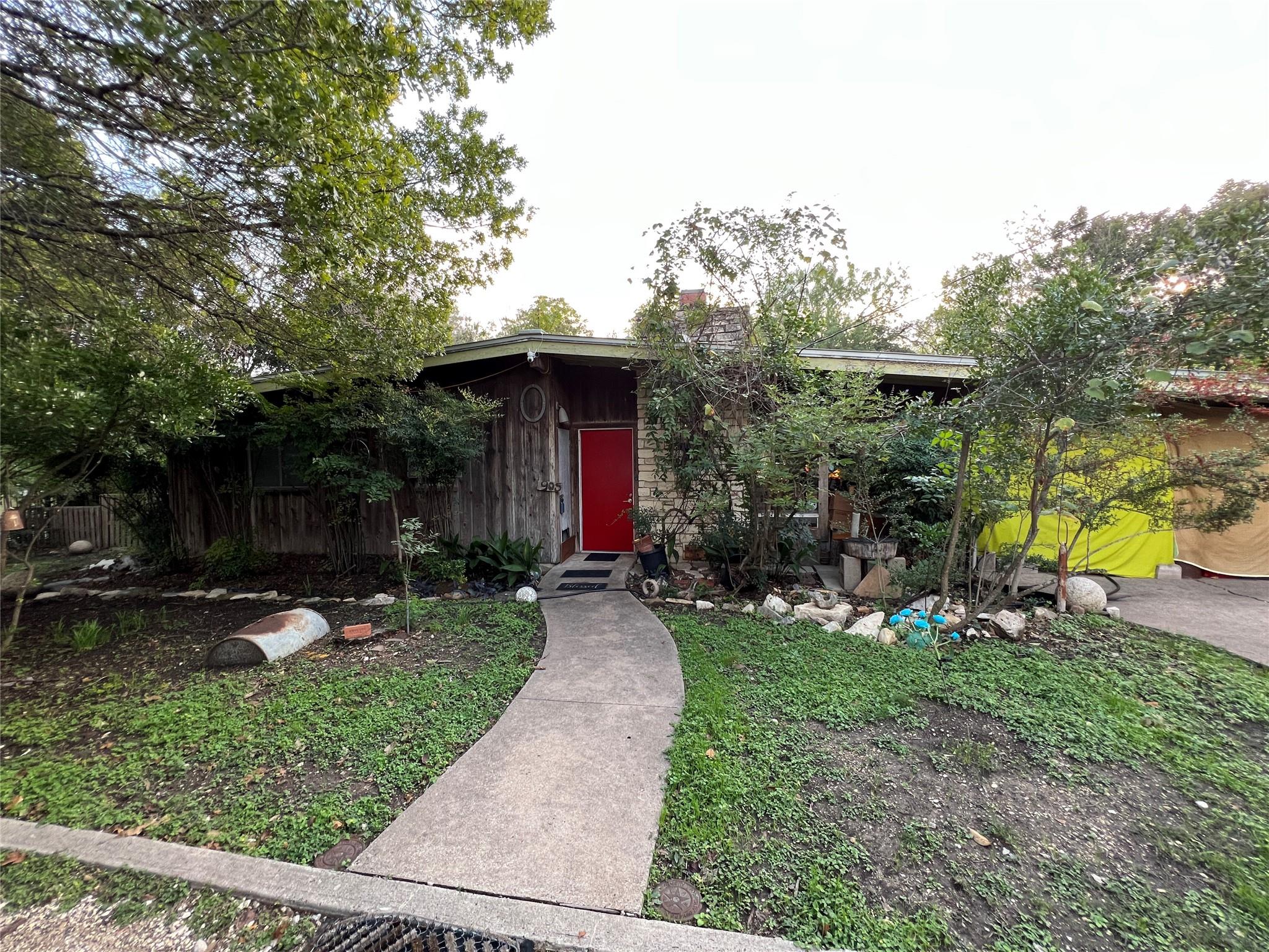 905 Neans Drive Austin TX 78758