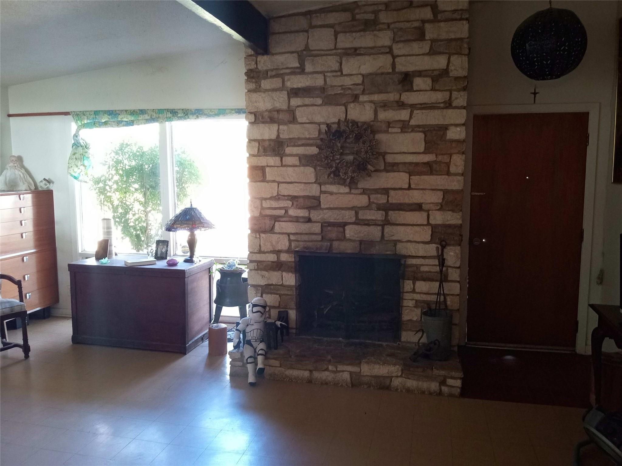 905 Neans Drive Austin TX 78758