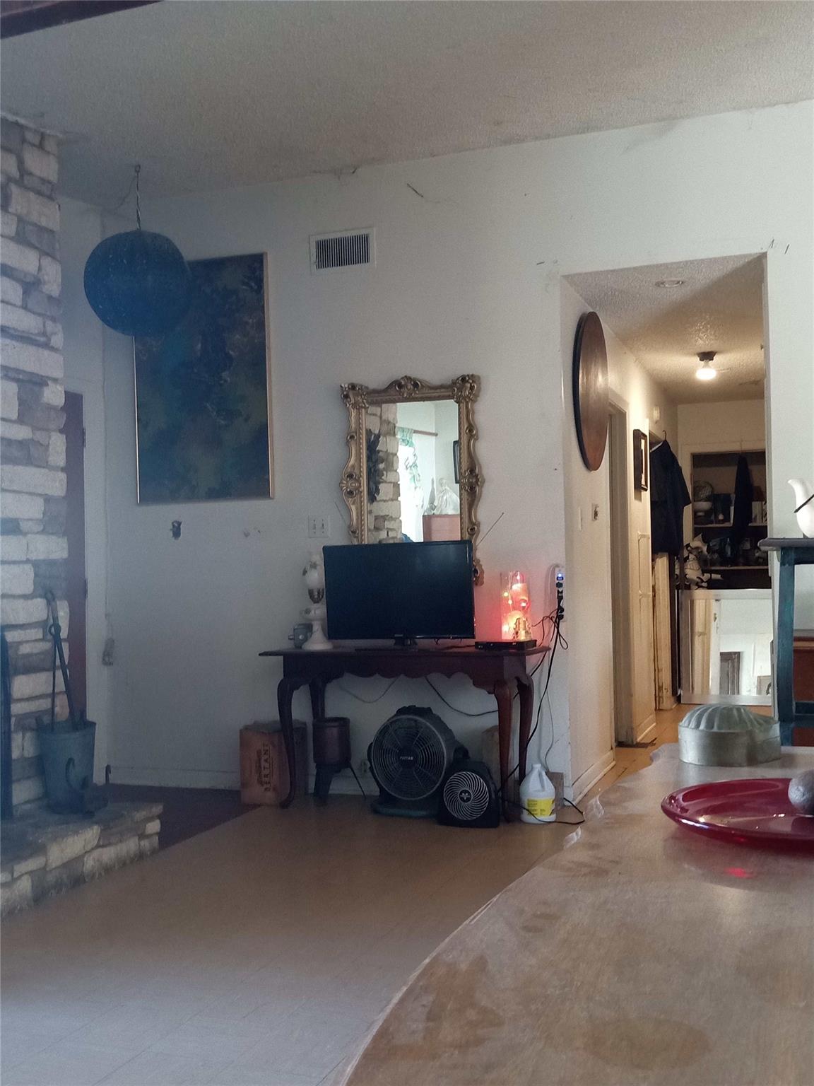 905 Neans Drive Austin TX 78758